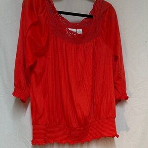 Chic Scarlet Women's Blouse